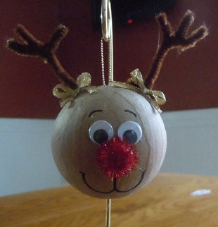 paper mache reindeer ornament - Christmas craft